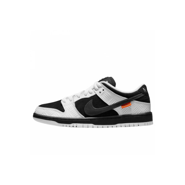 Nike SB Dunk Low x TIGHTBOOTH FD2629-100