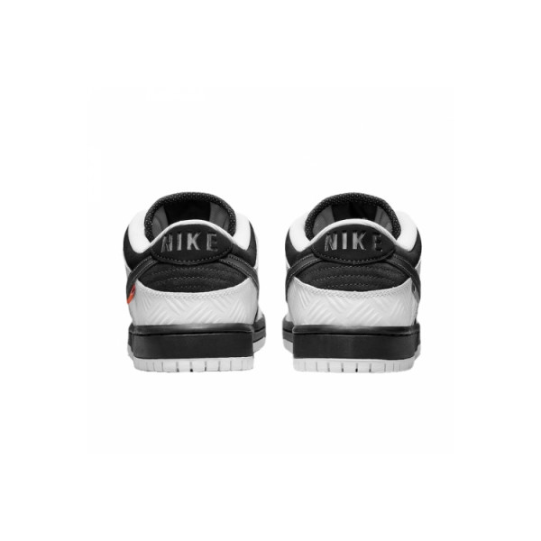 Nike SB Dunk Low x TIGHTBOOTH FD2629-100