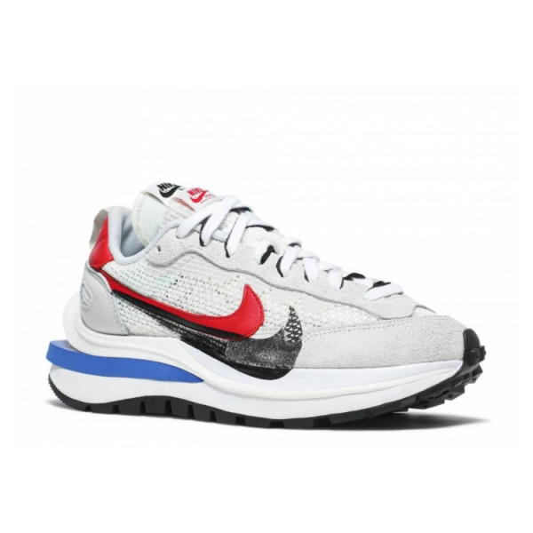 Nike Vaporwaffle sacai Sport Fuchsia Game Royal CV1363-100