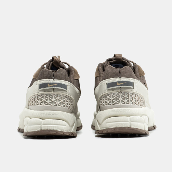 Nike Zoom Vomero 5 Roam “Light Bone/Mink Brown” HQ2181‑006