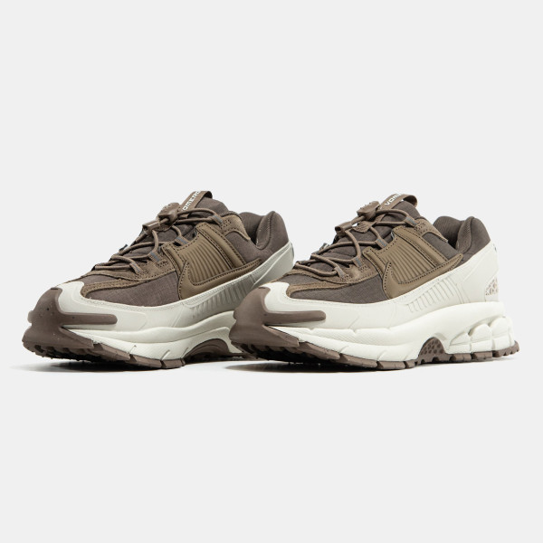 Nike Zoom Vomero 5 Roam “Light Bone/Mink Brown” HQ2181‑006