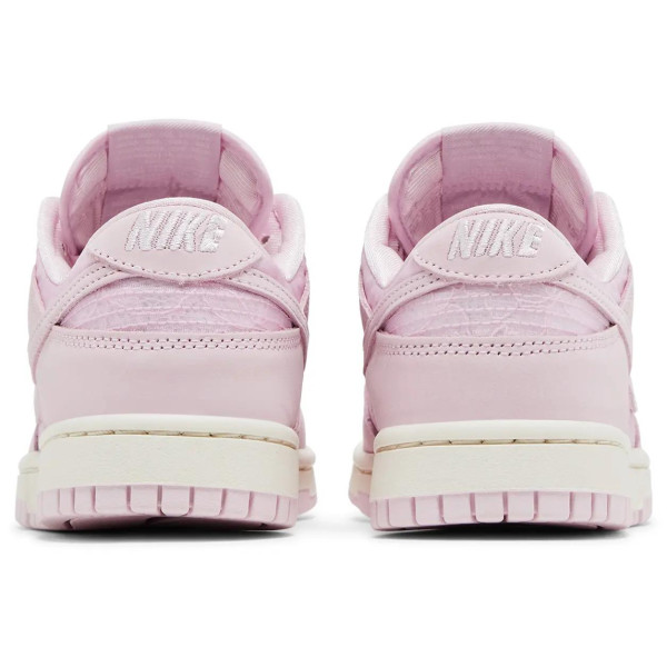 Nike Dunk Low WMNS “Regal Pink/Soft Pearl/Pink Foam” HJ5870‑600