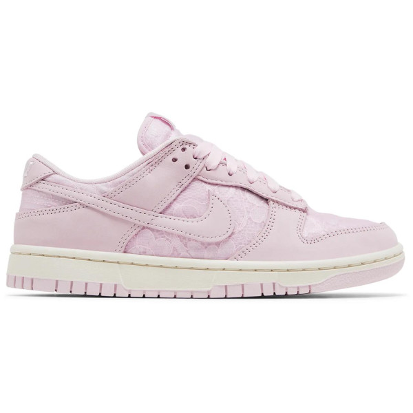 Nike Dunk Low WMNS “Regal Pink/Soft Pearl/Pink Foam” HJ5870‑600