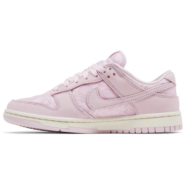 Nike Dunk Low WMNS “Regal Pink/Soft Pearl/Pink Foam” HJ5870‑600