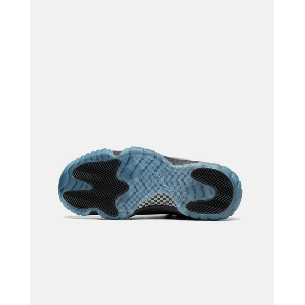 Air Jordan 11 Retro Cap and Gown 378037-005