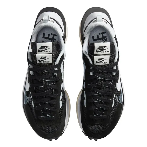 Nike Vaporwaffle sacai Black White CV1363-001
